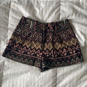 Patterned shorts
